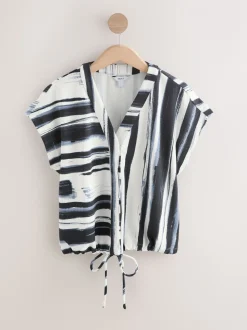 Marineblauw/zwart/wit - V-Neck Short Sleeved Tie Waist Top