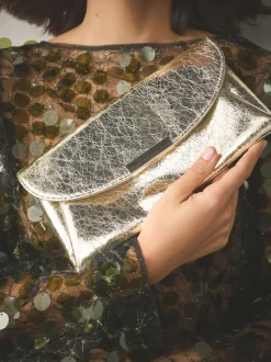 Metallic - Clutch