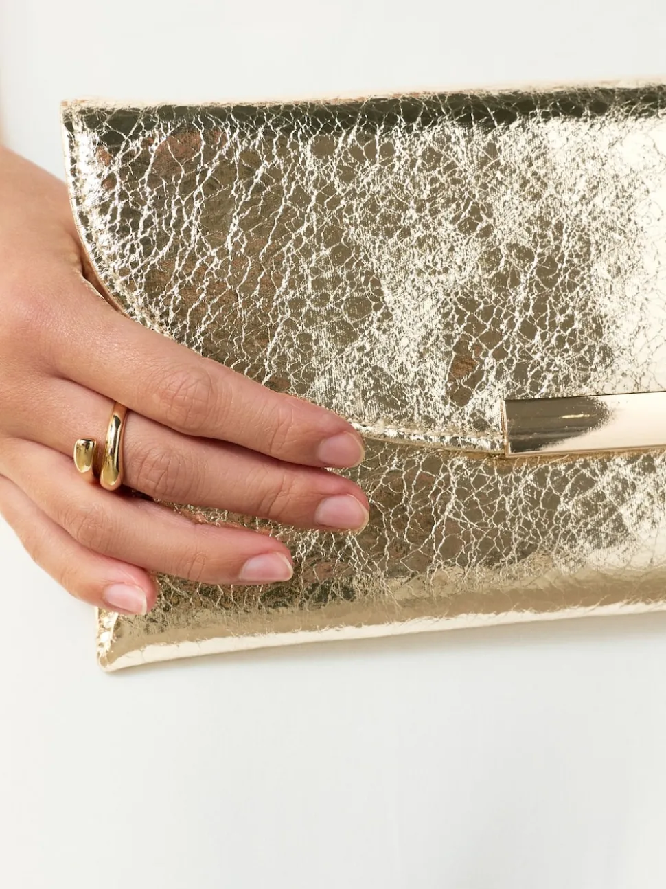 Metallic - Clutch