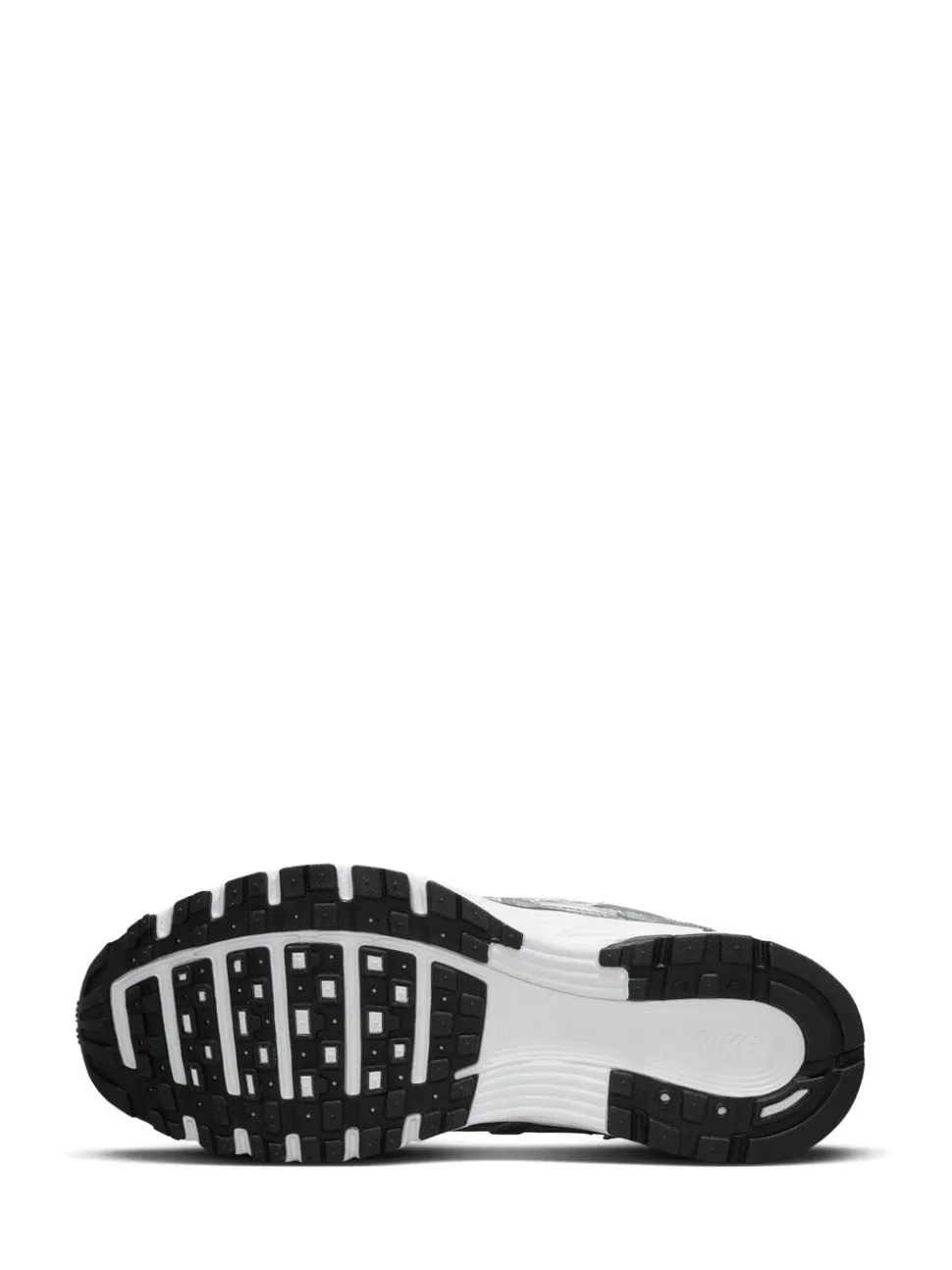 Metallic zilver - Nike P6000 Trainers