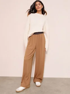 Mokkakleurige streep - Friends Like These Elasticated Waist Trousers