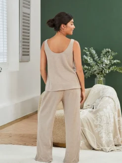 Moutkleurig - Laura Ashley Gebreide loungehemdje