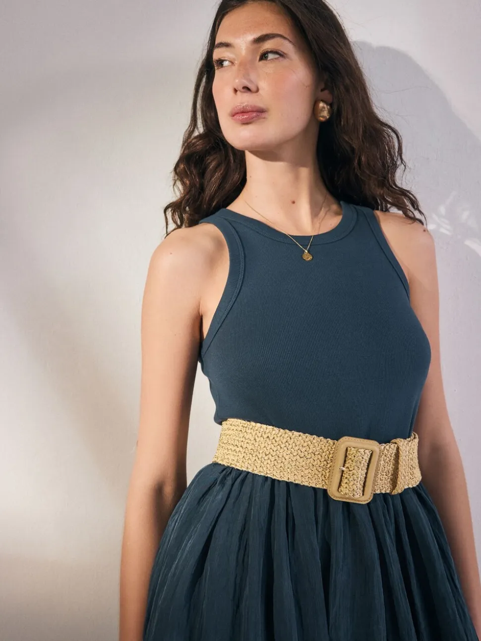 Naturel/goud - Brede riem met raffia-effect