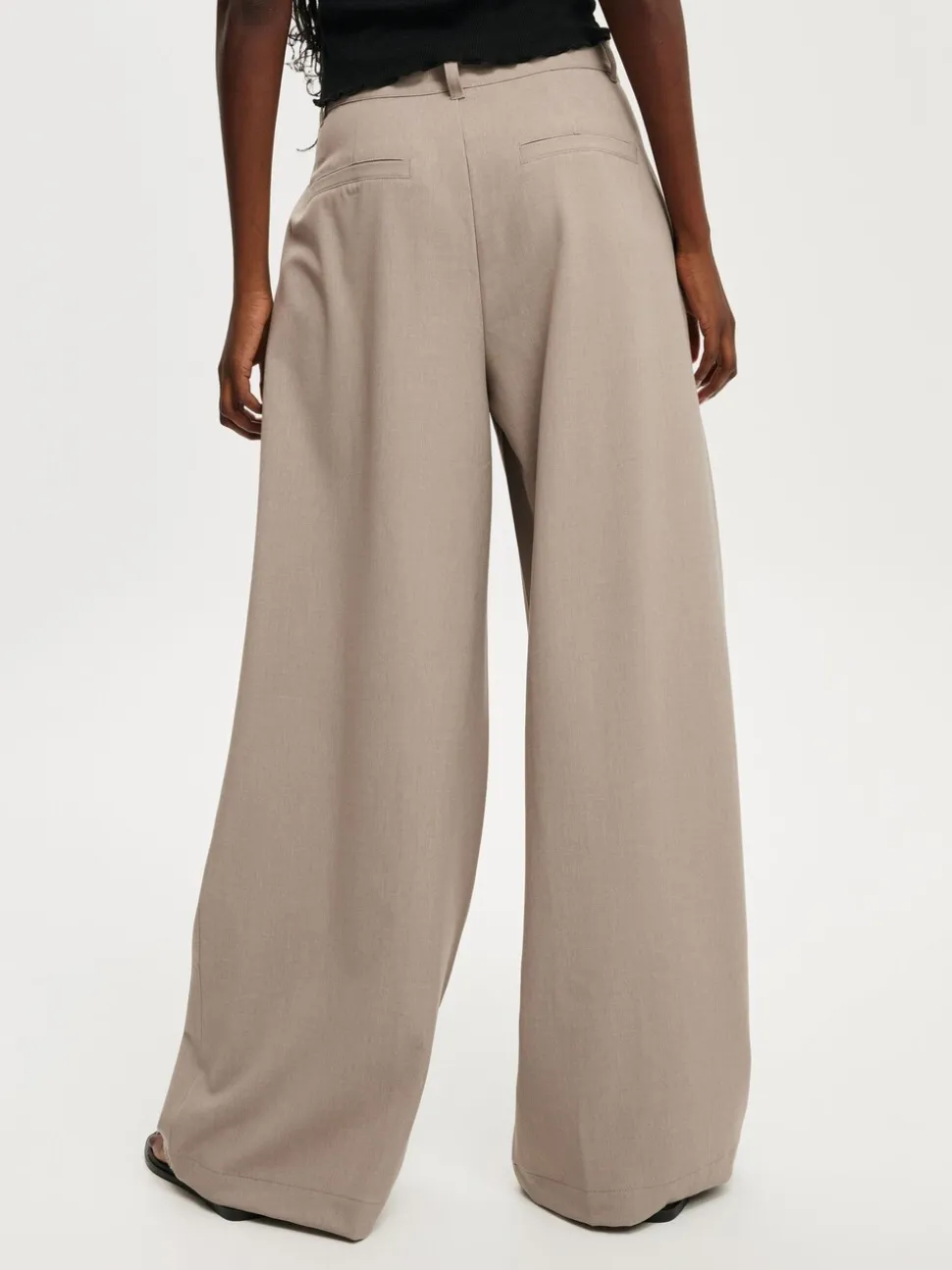 Natuurlijk - Cotton On Izzy Pleated Trousers