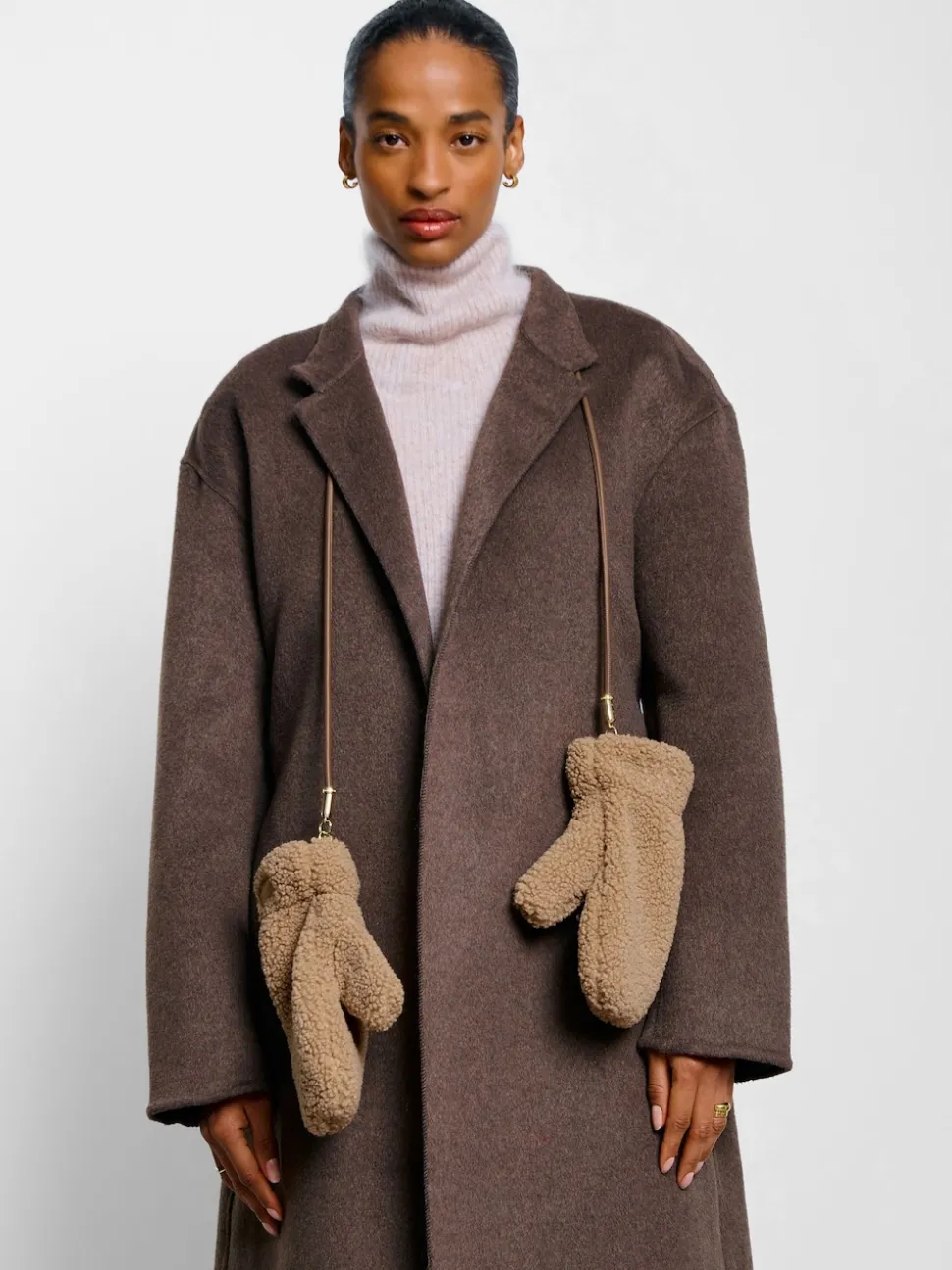 Natuurlijk - Katie Loxton Teddy Mittens With Cord
