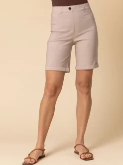 Natuurlijk - Roman stretch short met omgeslagen zoom