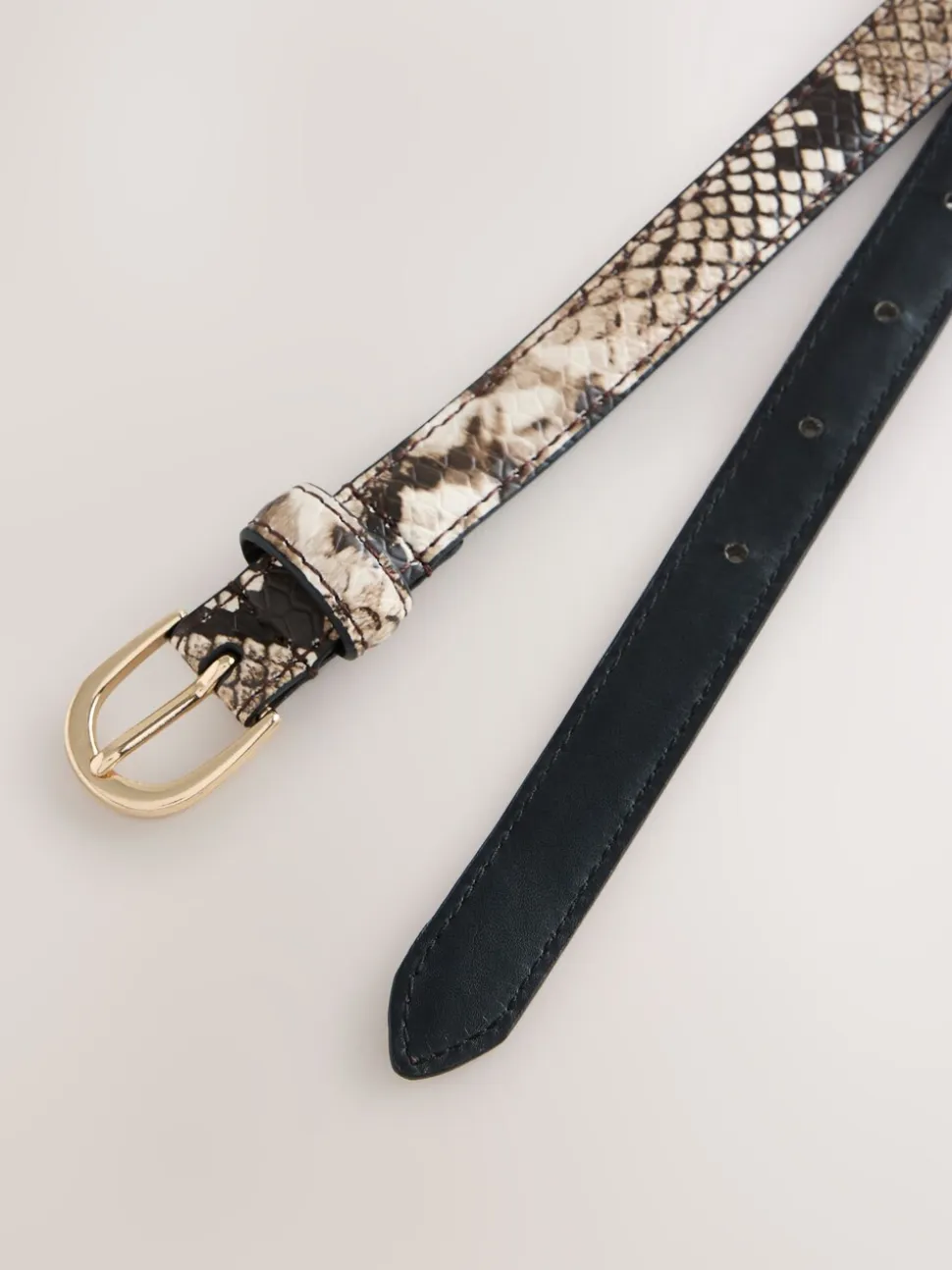 Neutraal - Snake Effect Skinny Leather Belt