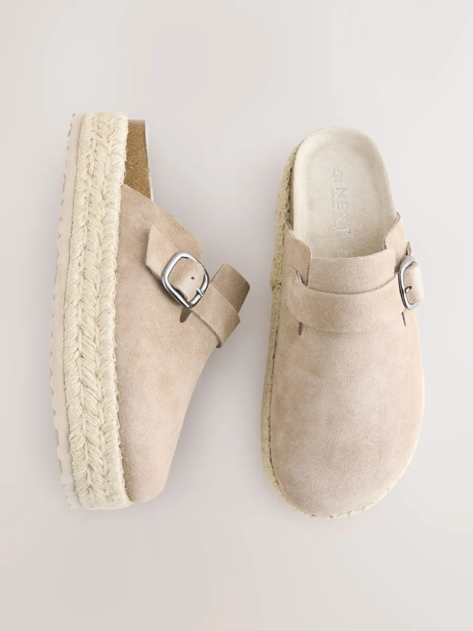 Neutraal - Suède espadrille klompen met ronde neus en dikke zool