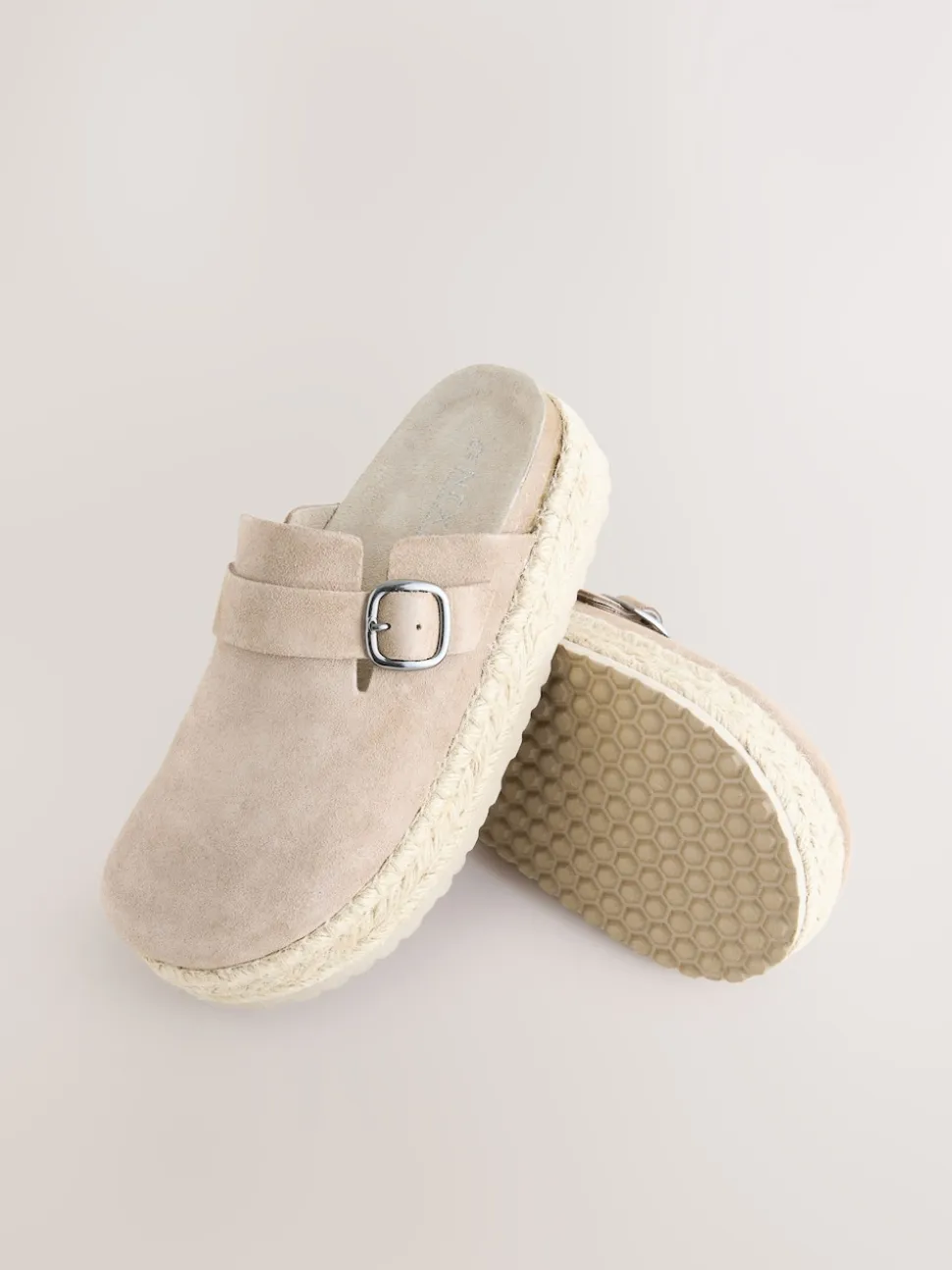 Neutraal - Suède espadrille klompen met ronde neus en dikke zool
