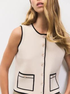 Neutraal kiezelkleurig - Mooi gilet met knoopsluiting en ronde hals