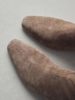 Neutraal taupe - Chisel Toe Block Heel Sock Boots