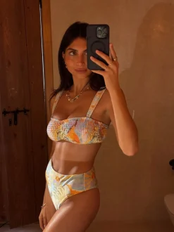 Never Fully Dressed gerimpelde bandeau bikinitop