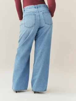 Normaal blauw - Jeans met zandloperpasvorm en wijde pijpen