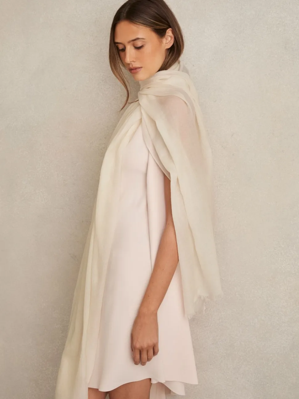 Off White - Reiss - Heidi - Dunne sjaal van wol-kasjmiermix
