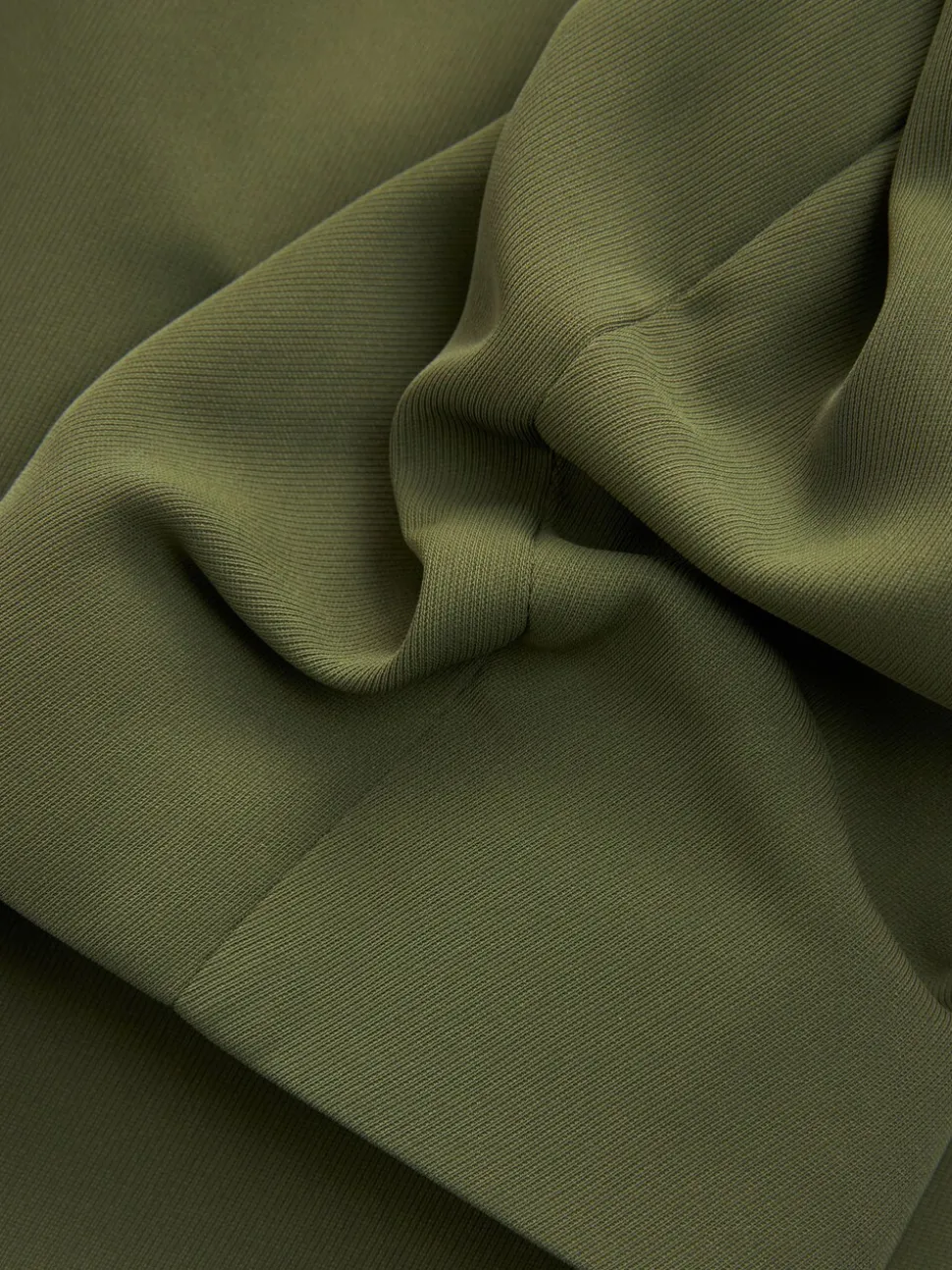 Olijfgroen - Ruimvallend blazer met gerimpelde mouwen