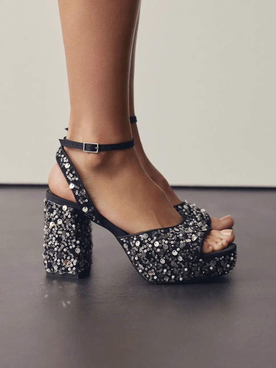 Pailletten - Forever Comfort® Square Toe Sequin Block Heeled Sandals