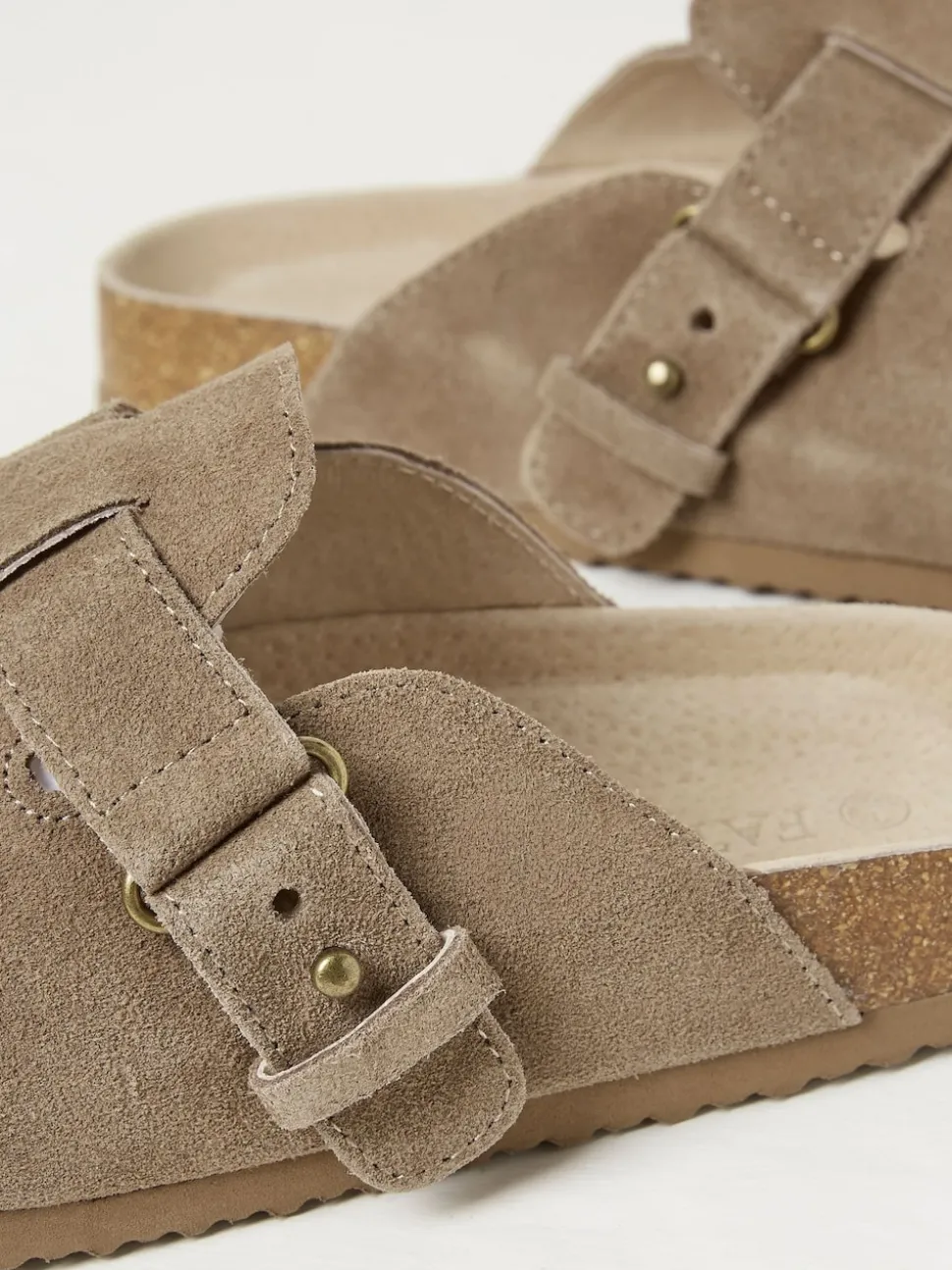 Pastelgeel - FatFace outdoor-pantoffels