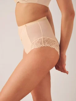 Pastelroze nude - Vormende slip met stevige buikcorrectie