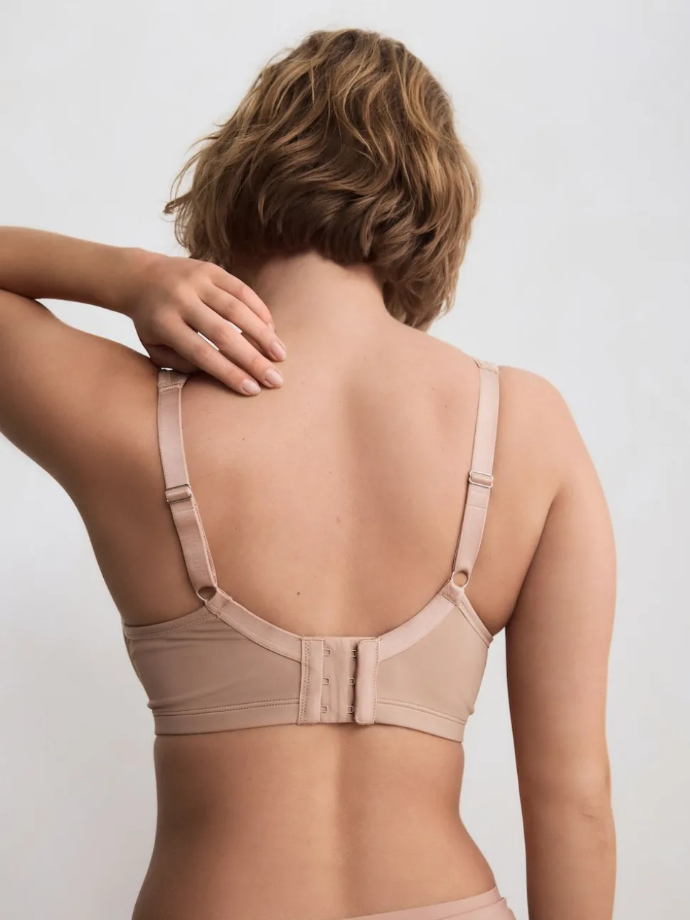 Praline nude - DD+ Supersoft Comfort Padded Strap Minimising Full Cup Bra