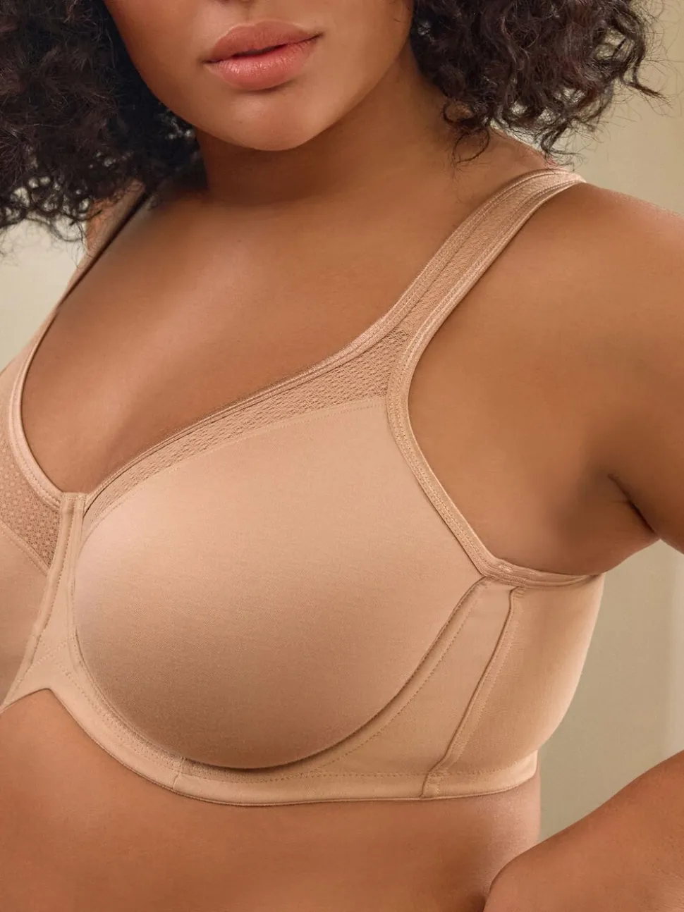 Praline nude - F-K katoenen minimiser beha met gewatteerde bandjes voor ultieme ondersteuning