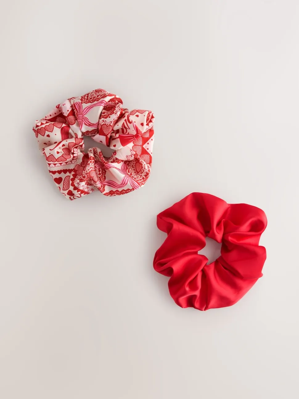 Red Valentine Patchwork - Oversized Scrunchies 2 Pack