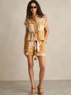 Reiss Avril Palm Print shorts met riem
