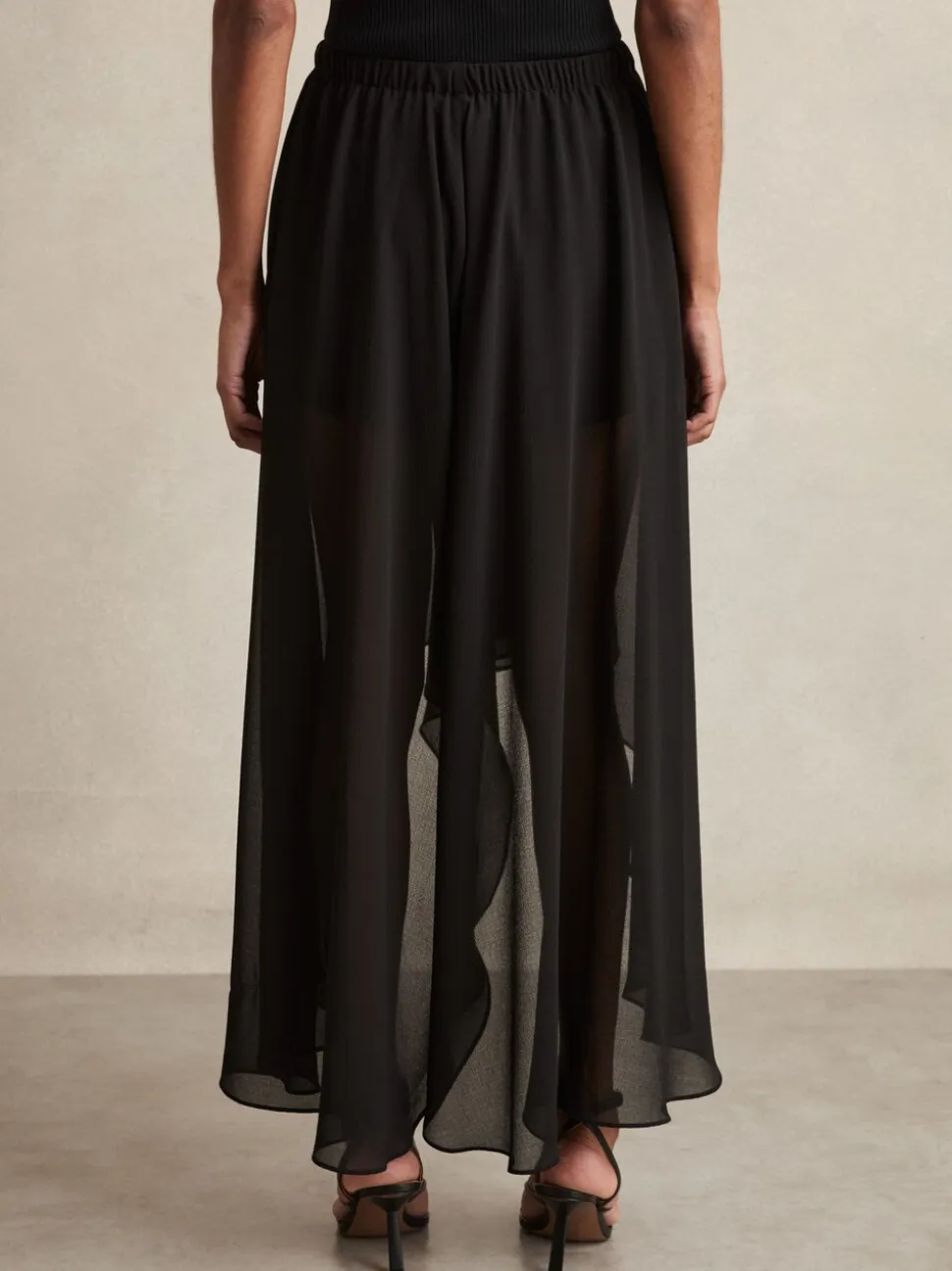 Reiss Lucie doorschijnende high-low short met bovenlaag