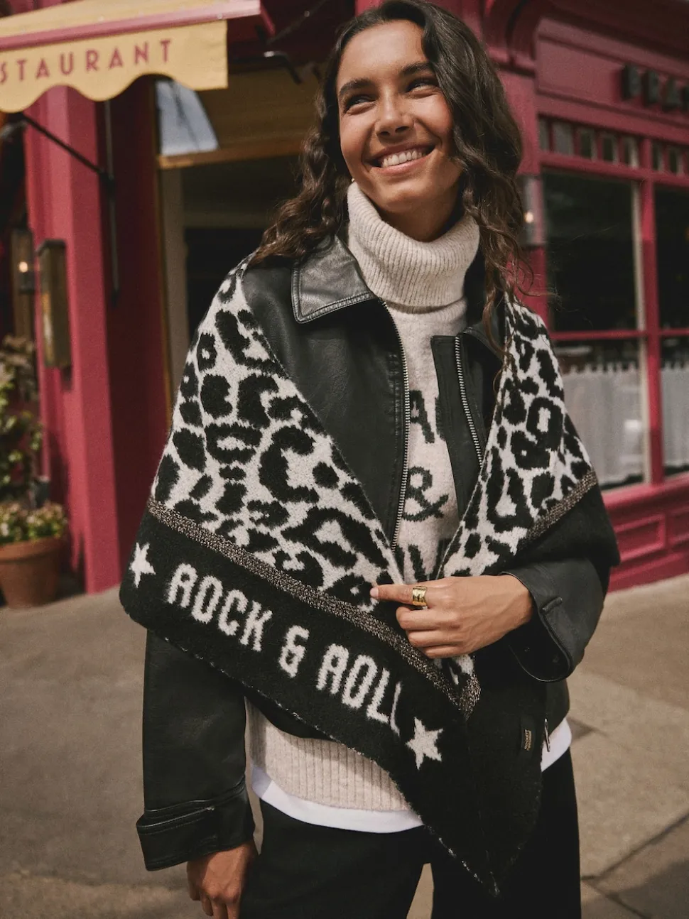 Rockett St George Triangle Cosy Scarf