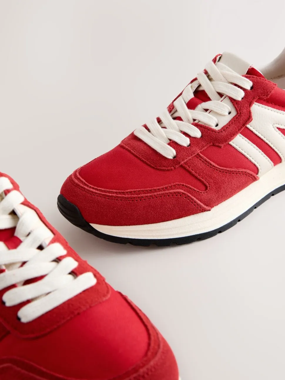 Rood - Forever Comfort® Leather Jogger Lace Up Trainers