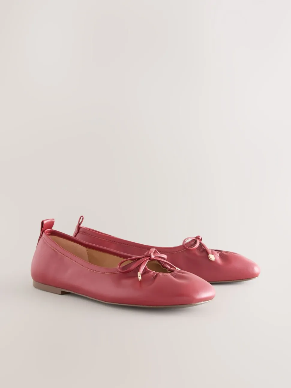 Rood - Forever Comfort® Tie Up Round Toe Ballet Flats