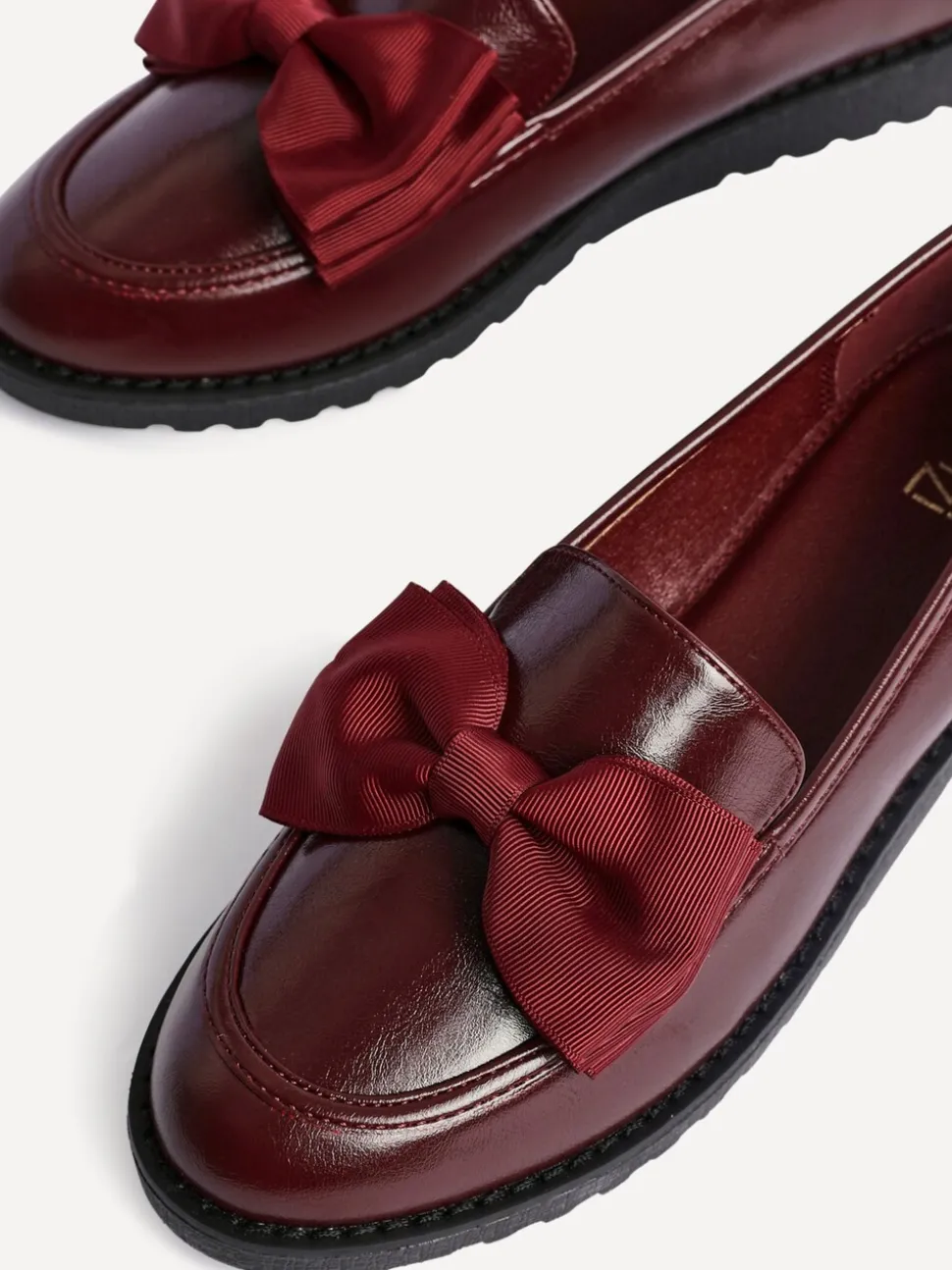Rood - Linzi Cathy loafers met plateauzool en grote strik