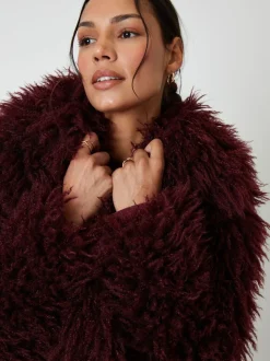 Rood - Threadbare Collared Faux Fur Coat