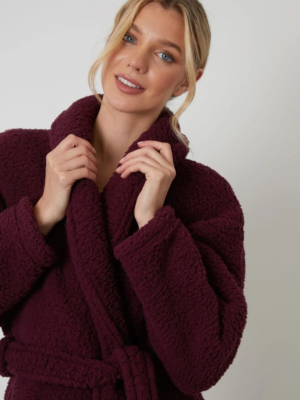 Rood - Threadbare Cosy Borg Dressing Gown