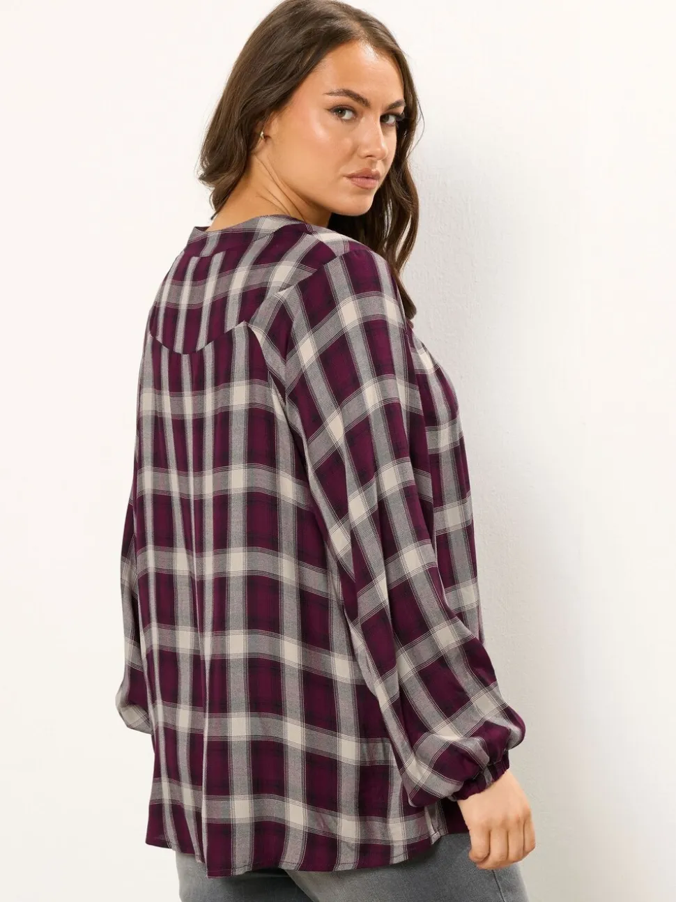 Rood - Yours Curve blouse met ruit en strik bij de hals
