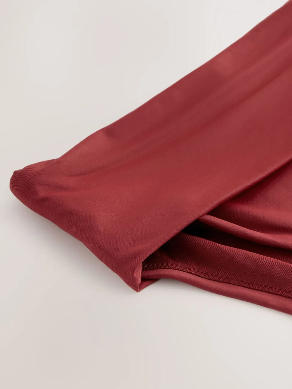 Roodpaars 'Wine' - High Waist High Leg Roll Top