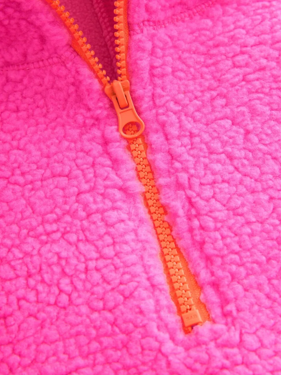 Roze - Active jack met capuchon van borg