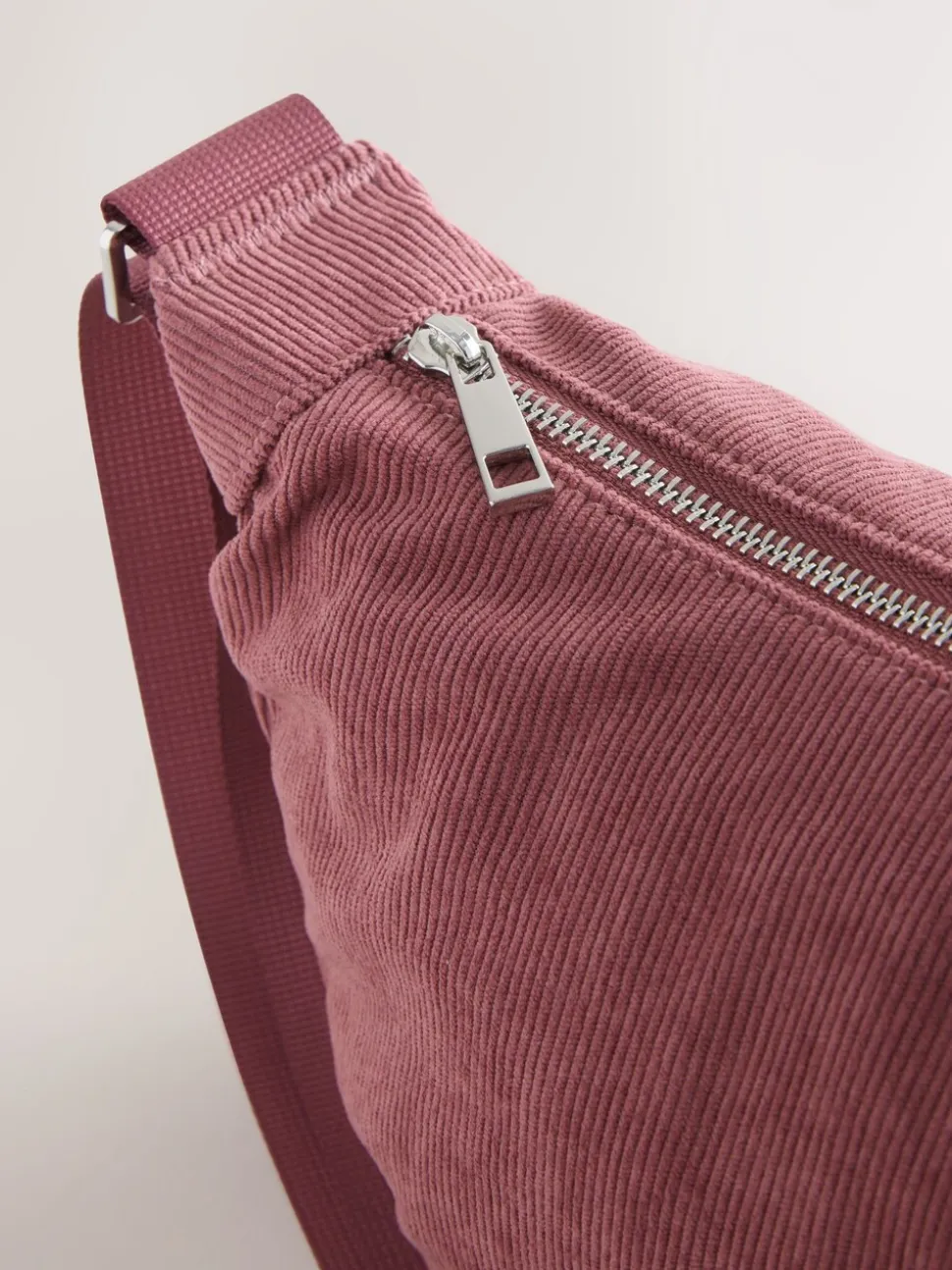 Roze - Cord Effect Sling Bag