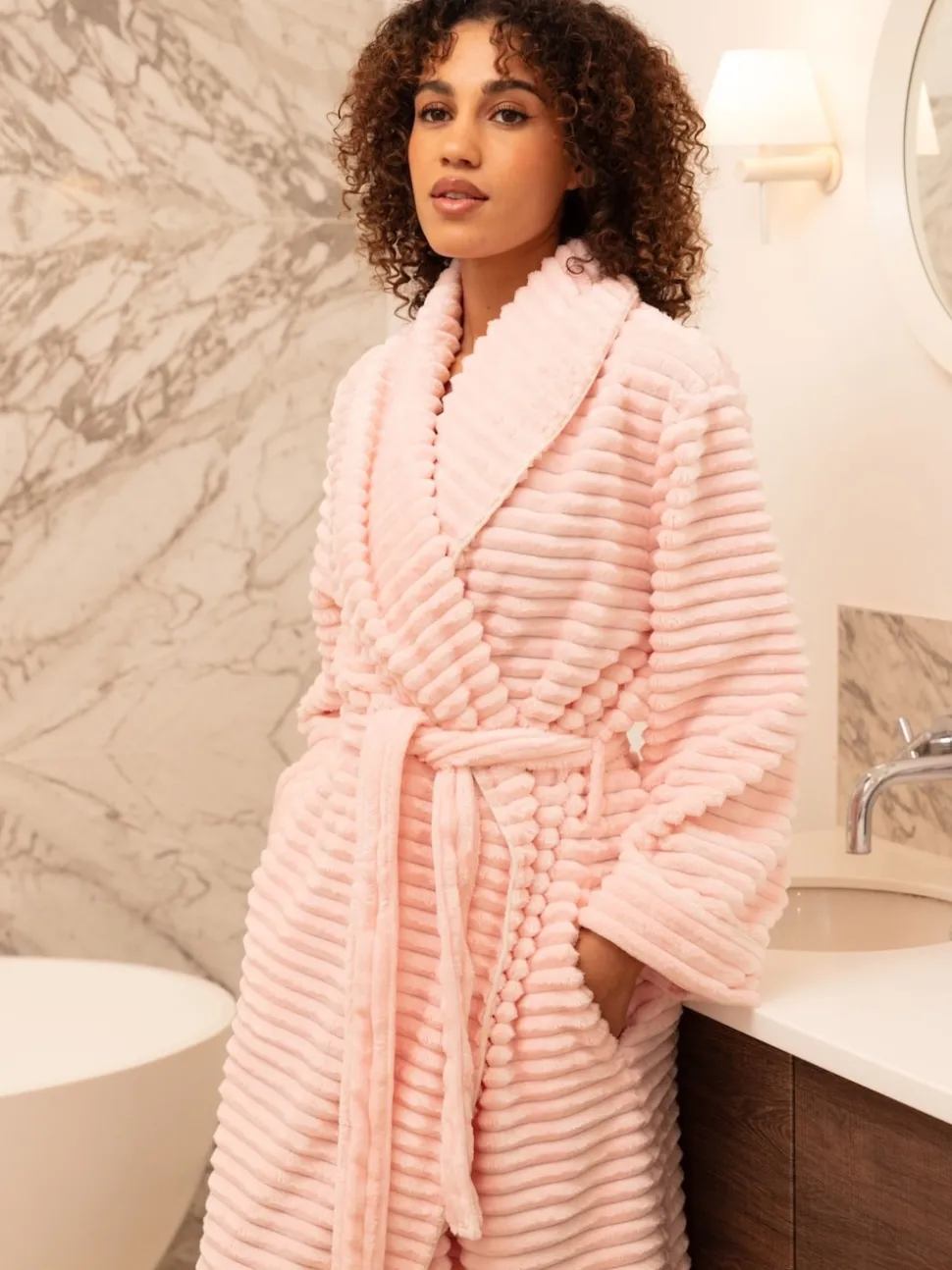 Roze - Cyberjammies Striped Sealskin Fleecy Dressing Gown
