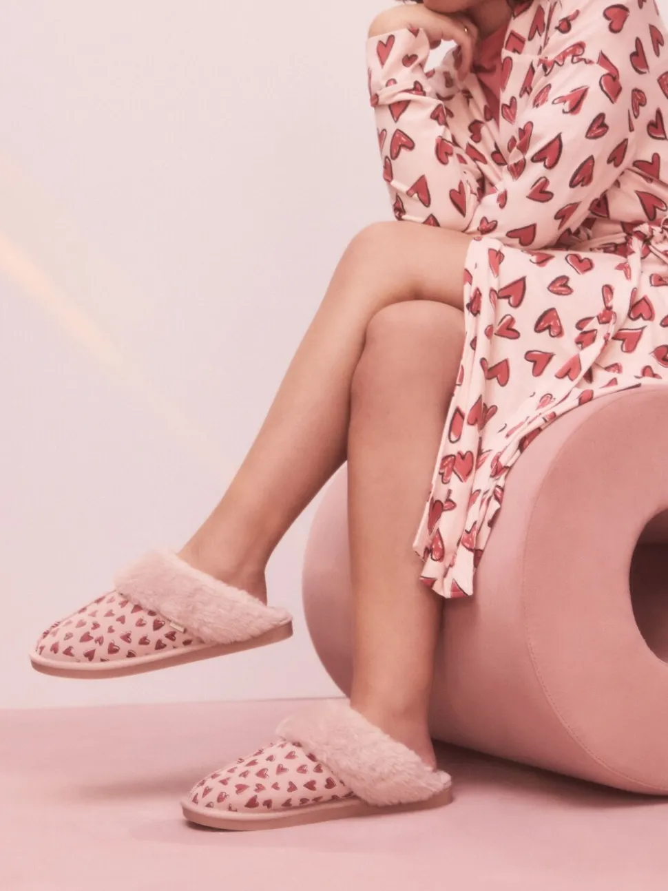 Roze - Heart Faux Fur Lined Suede Mule Slippers