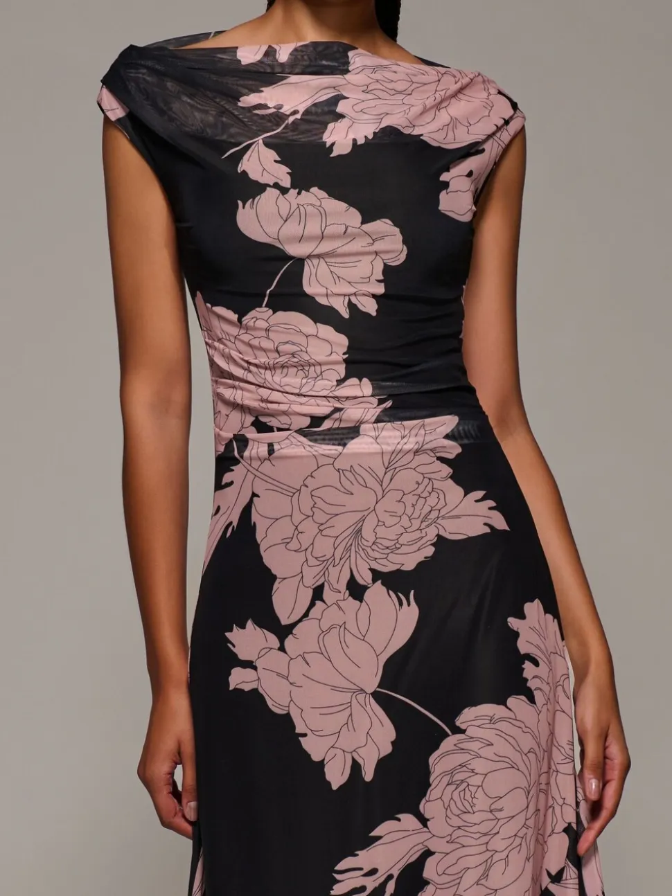 Roze - Jolie Moi Multiway Neckline Mesh Maxi Dress
