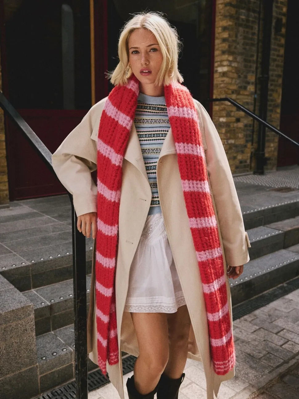 Roze - Knitted Wool Blend Striped Scarf