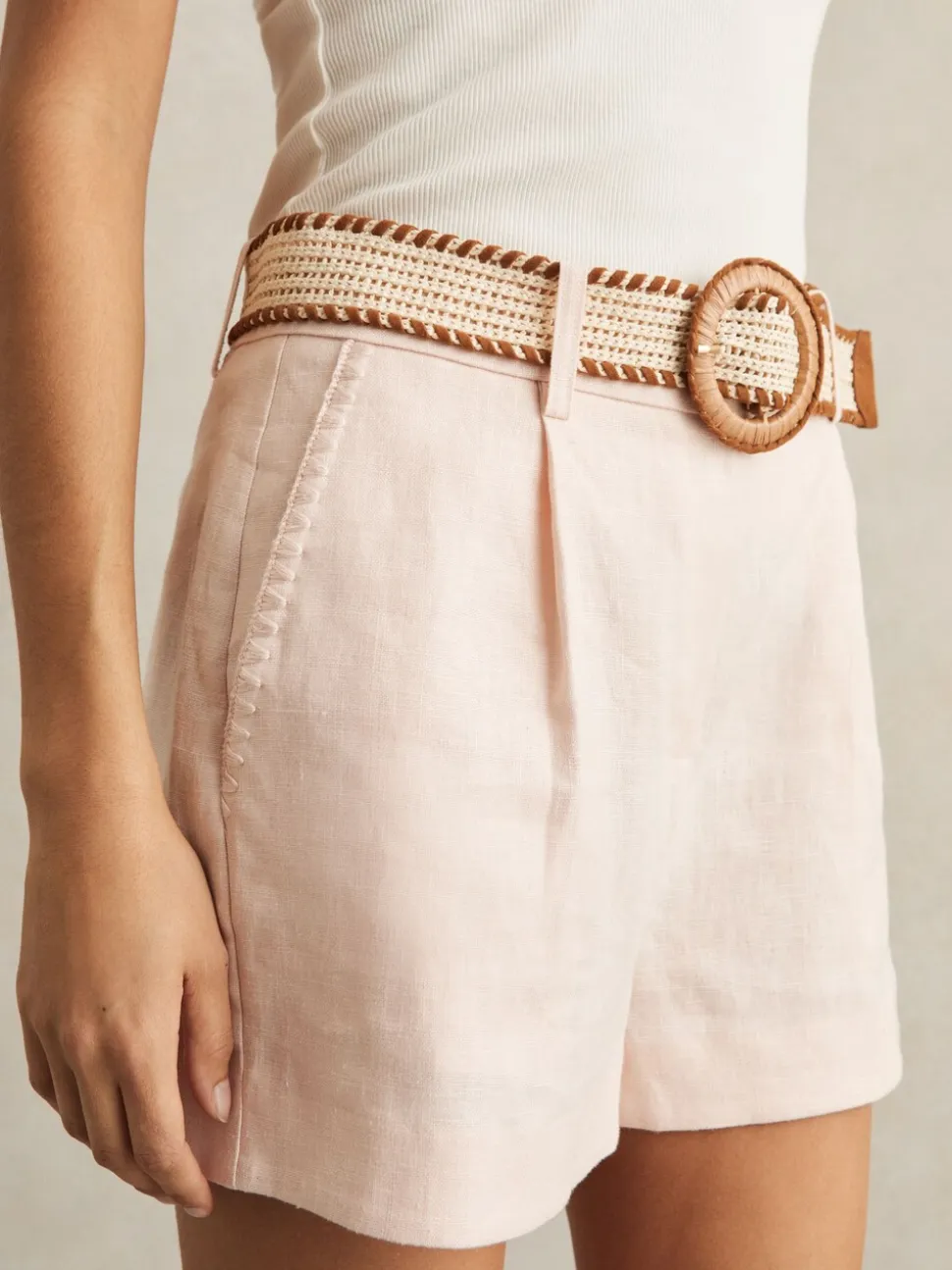 Roze - Reiss Beau linnen shorts met geplooide voorkant en ceintuur