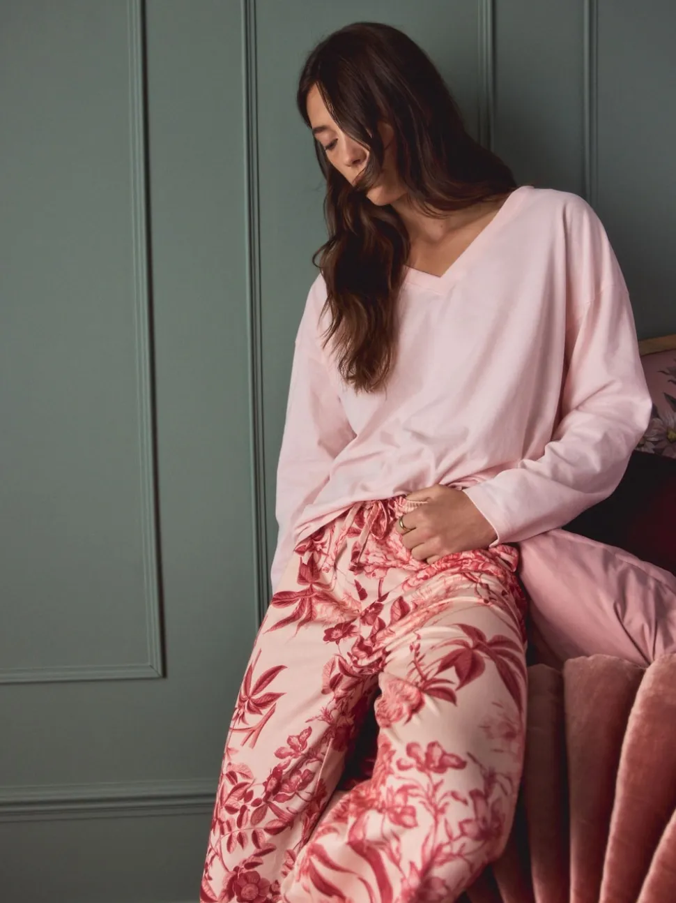 Roze bloemen - Kew Collection pyjama's met lange mouwen