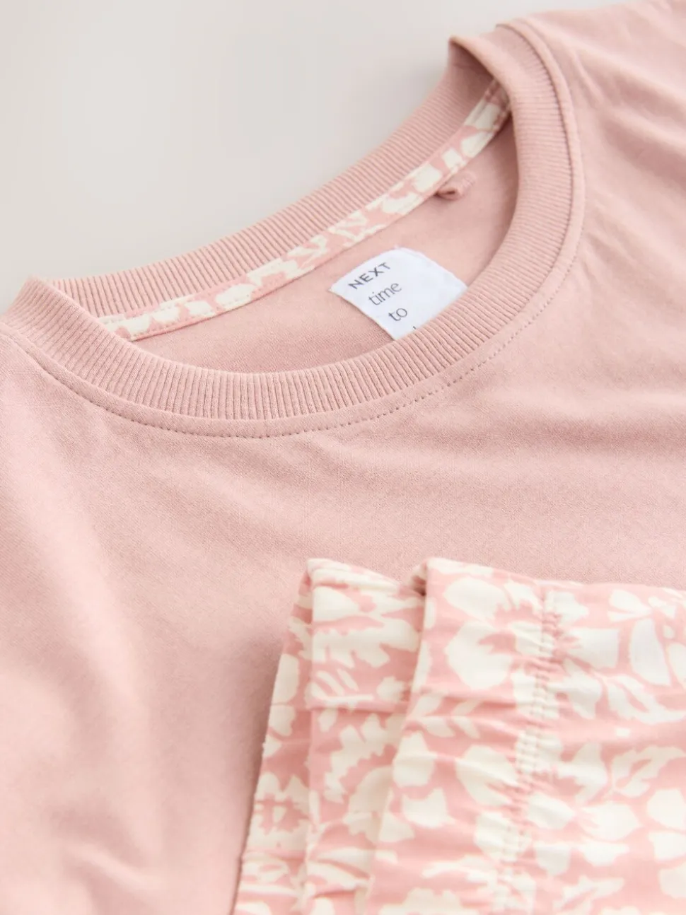 Roze bloemen - Pyjama met korte mouwen