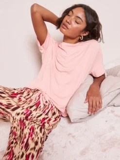 Roze met dierenprint - Friends Like These Short Sleeve Pyjamas