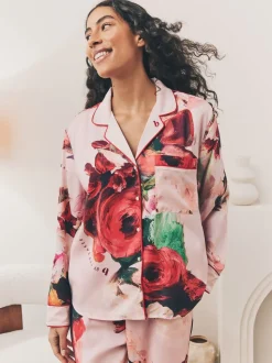 Roze rood gebloemd - B by Ted Baker - Satijnen pyjama met knopen