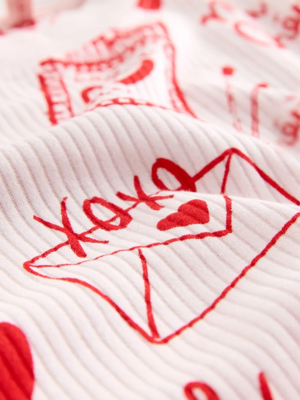 Roze/rood met hart - Geribbelde pyjama met lange mouwen