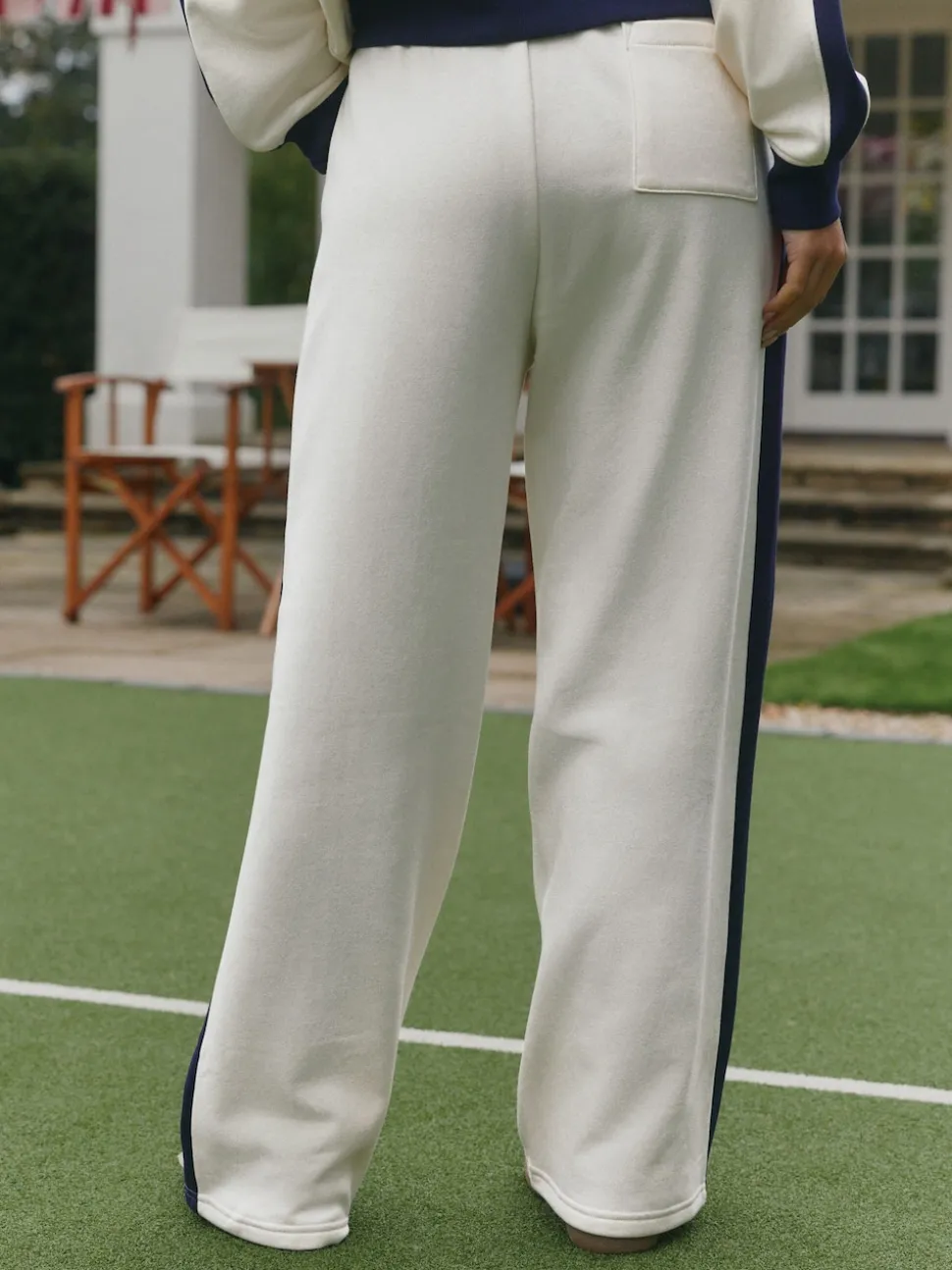 self. joggingbroek met wijde pijpen