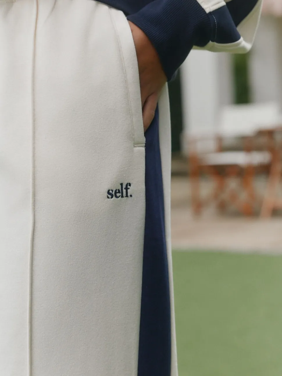 self. joggingbroek met wijde pijpen