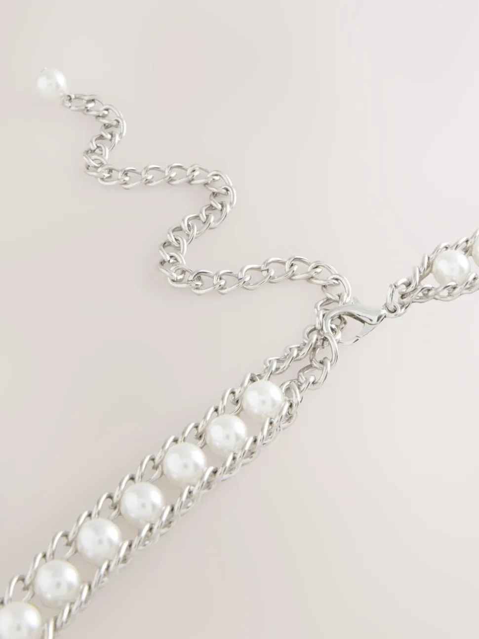 Silver Tone Pearl Bead - Kettingriem